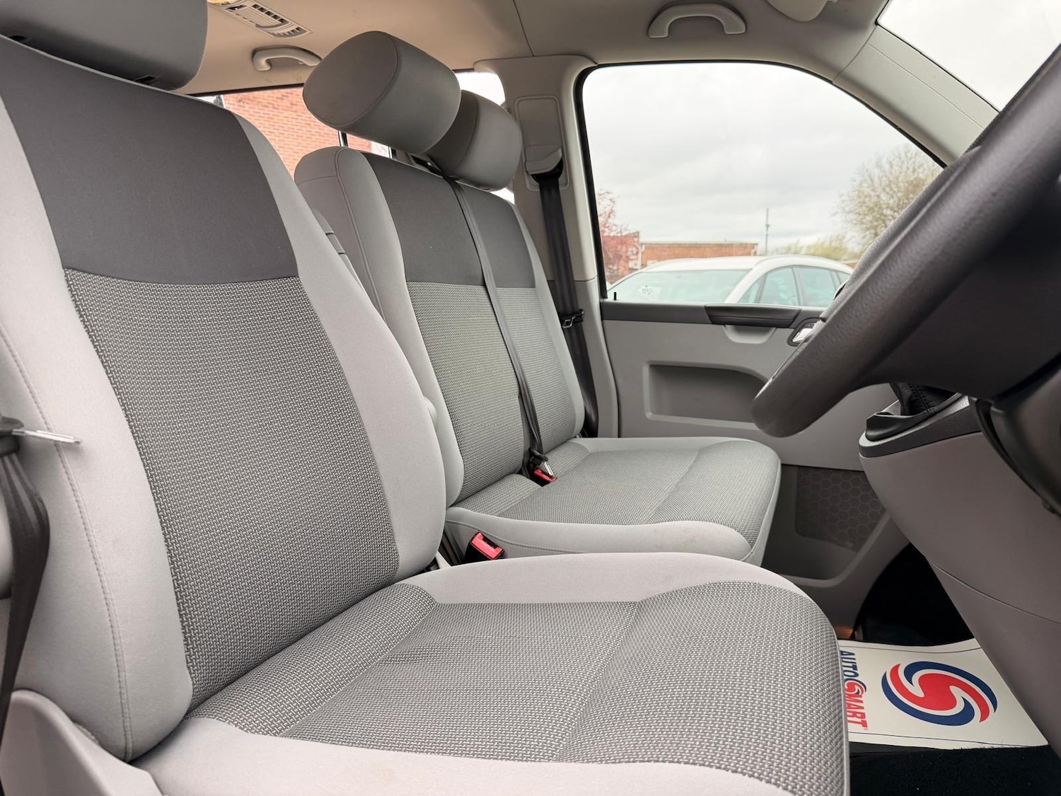 Used Volkswagen Transporter Shuttle 2011 for sale - 78006320: Photo 13