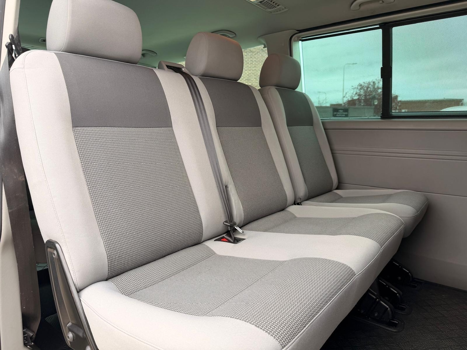 Used Volkswagen Transporter Shuttle 2011 for sale - 78006320: Photo 51