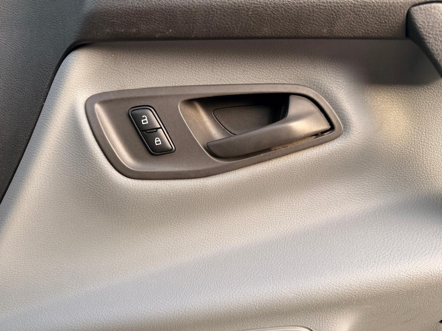 Used Ford Transit Custom 2015 for sale - 76942396: Photo 40