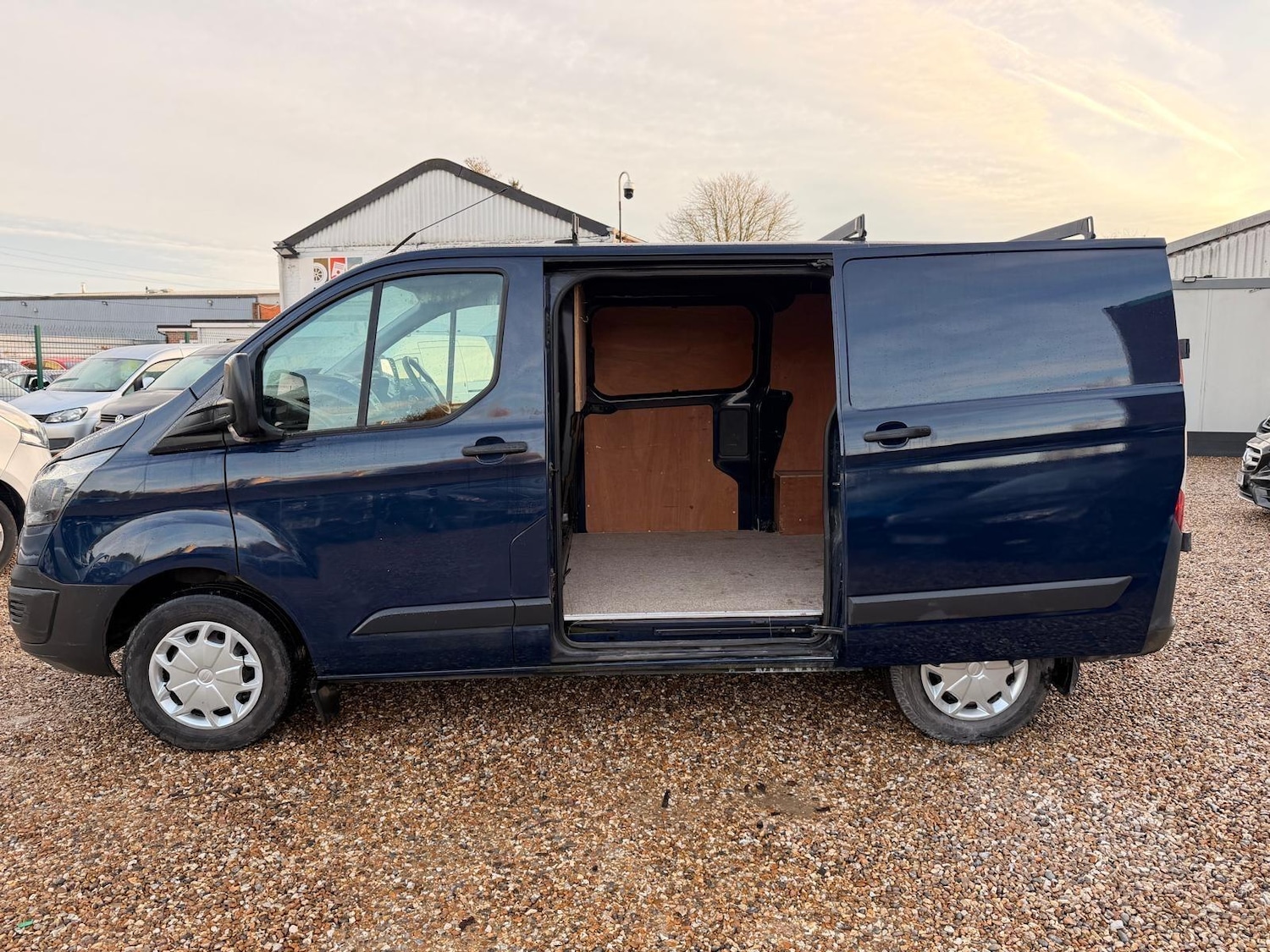 Used Ford Transit Custom 2015 for sale - 76942396: Photo 48