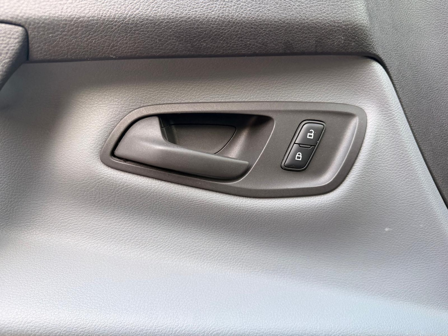 Used Ford Transit Custom 2015 for sale - 76942396: Photo 55