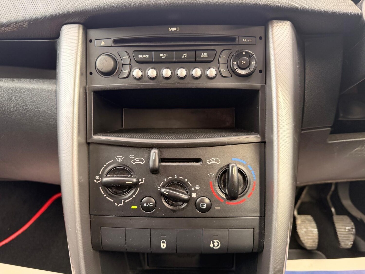 Used Peugeot 207 for sale - 77909457: Photo 13