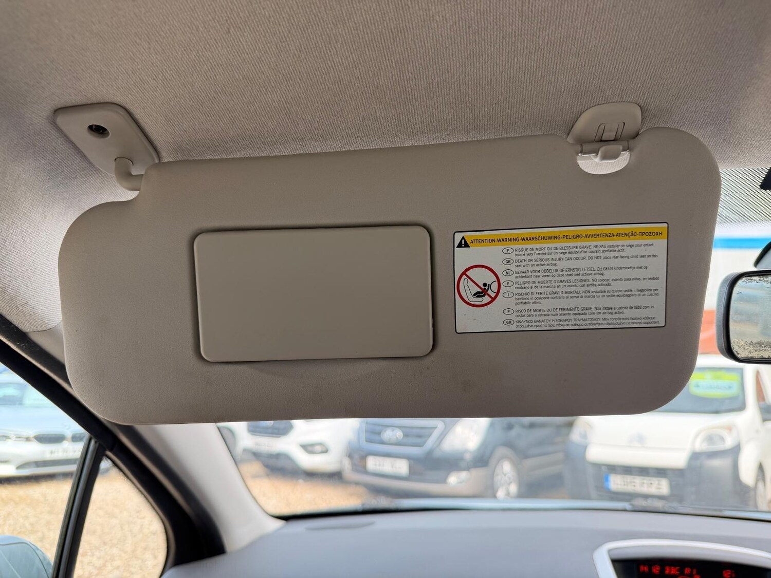 Used Peugeot 207 for sale - 77909457: Photo 28