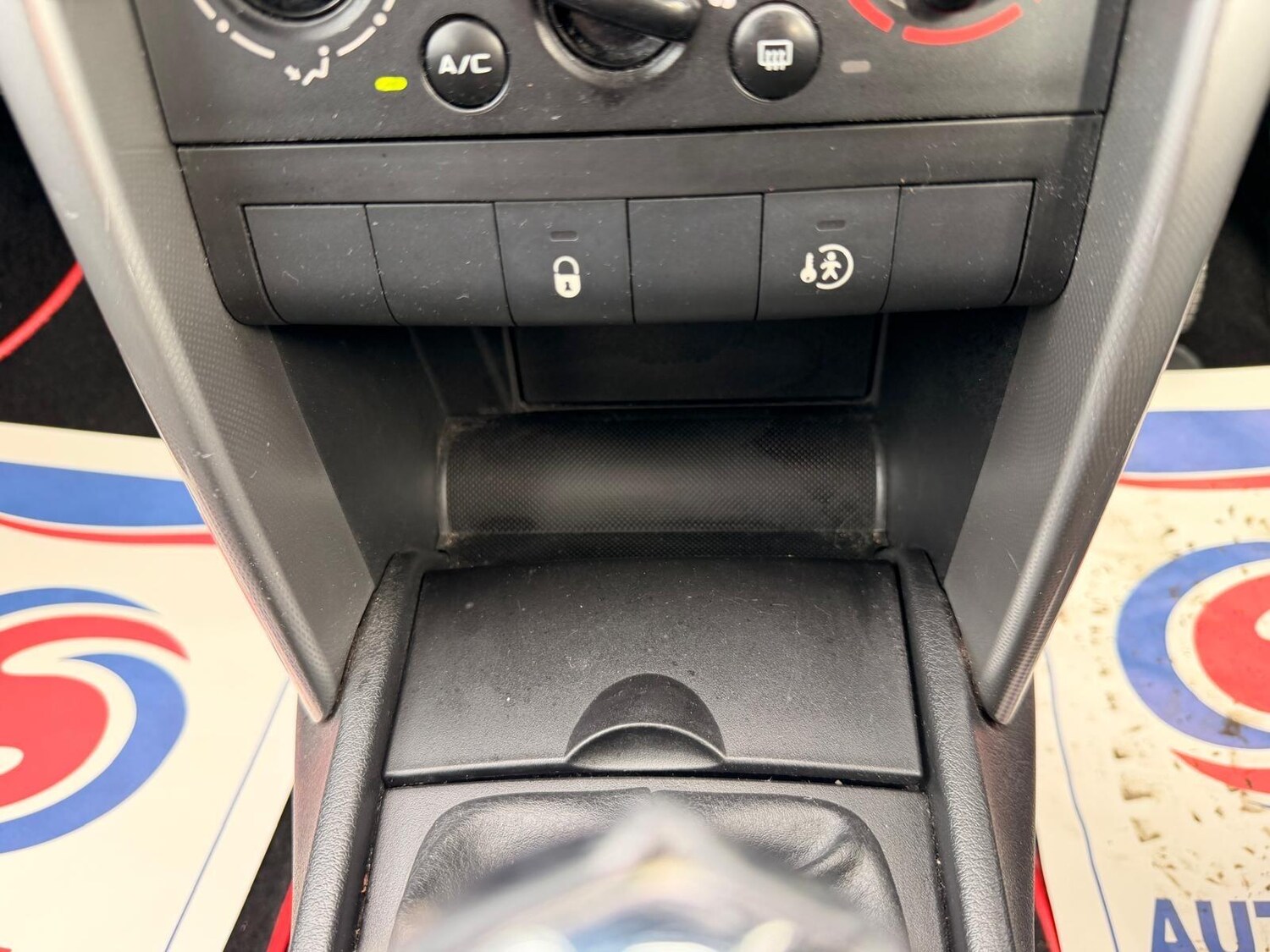 Used Peugeot 207 for sale - 77909457: Photo 32