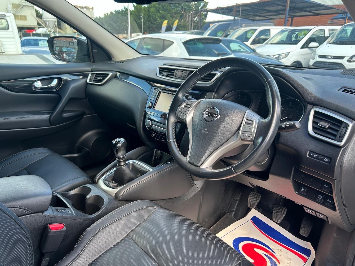 Used Nissan Qashqai 2016 for sale - 76991100: Photo 9