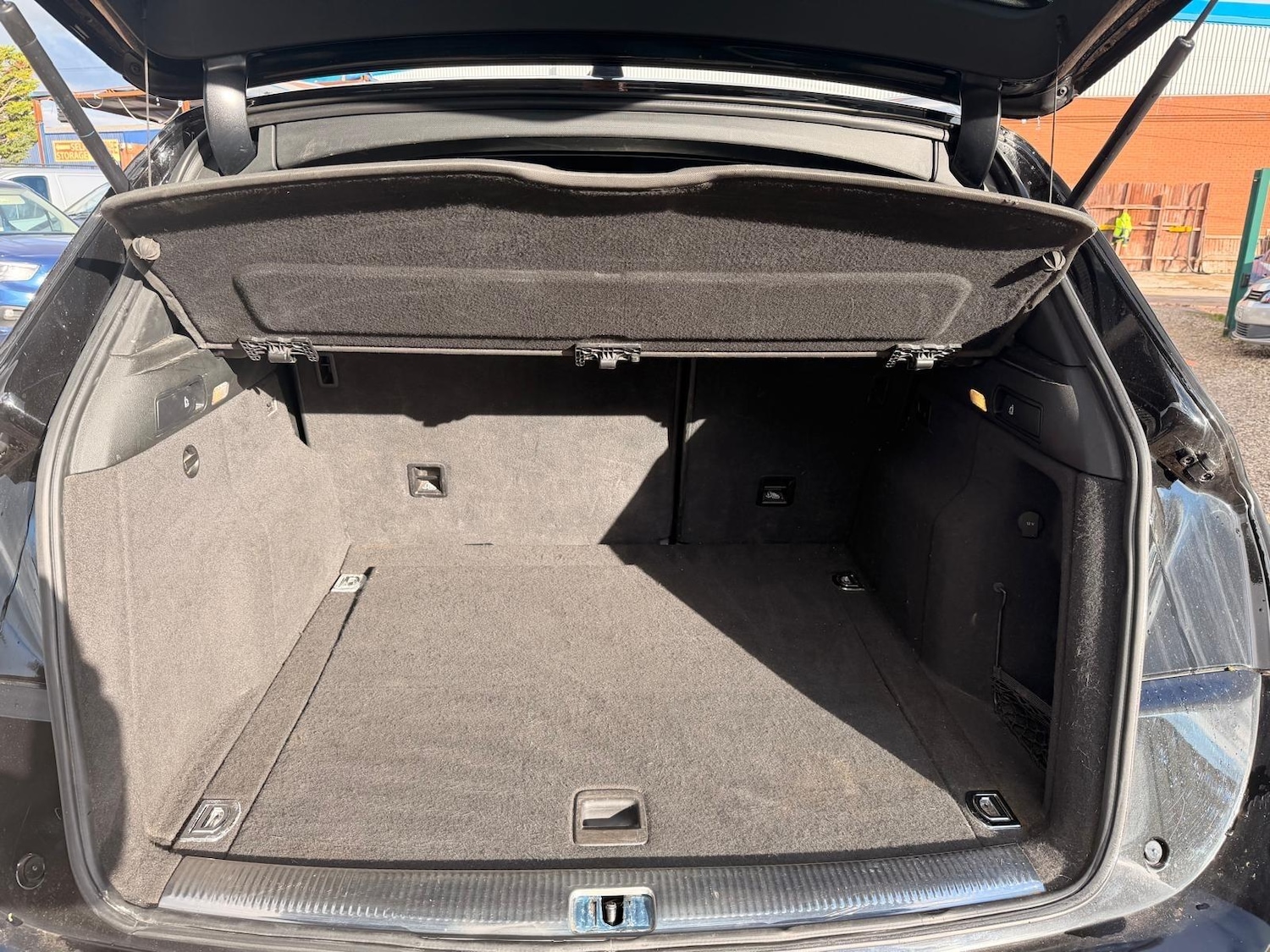 Used Audi Q5 2015 for sale - 77440178: Photo 72