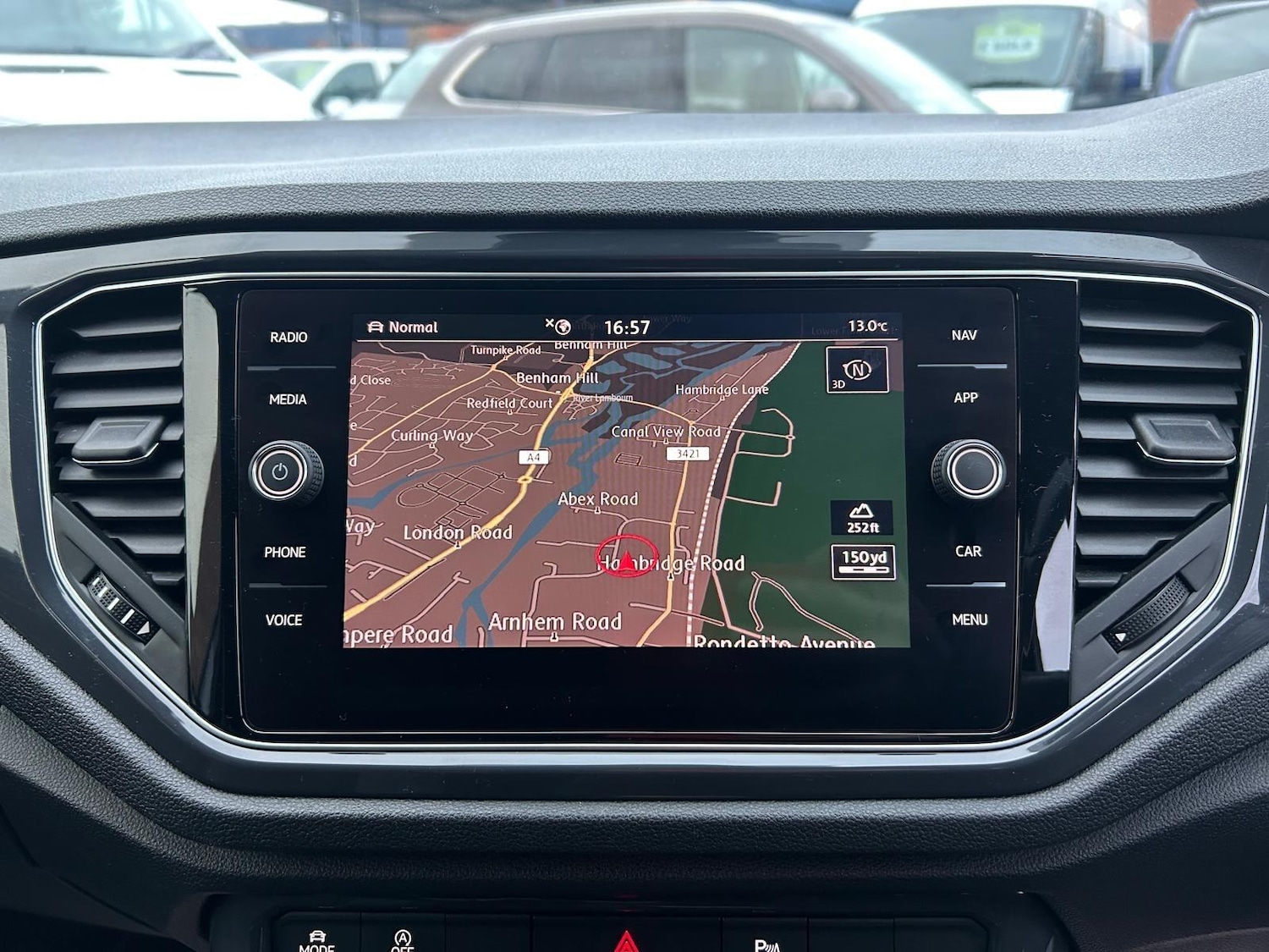 Used Volkswagen T-Roc 2019 for sale - 76473913: Photo 10