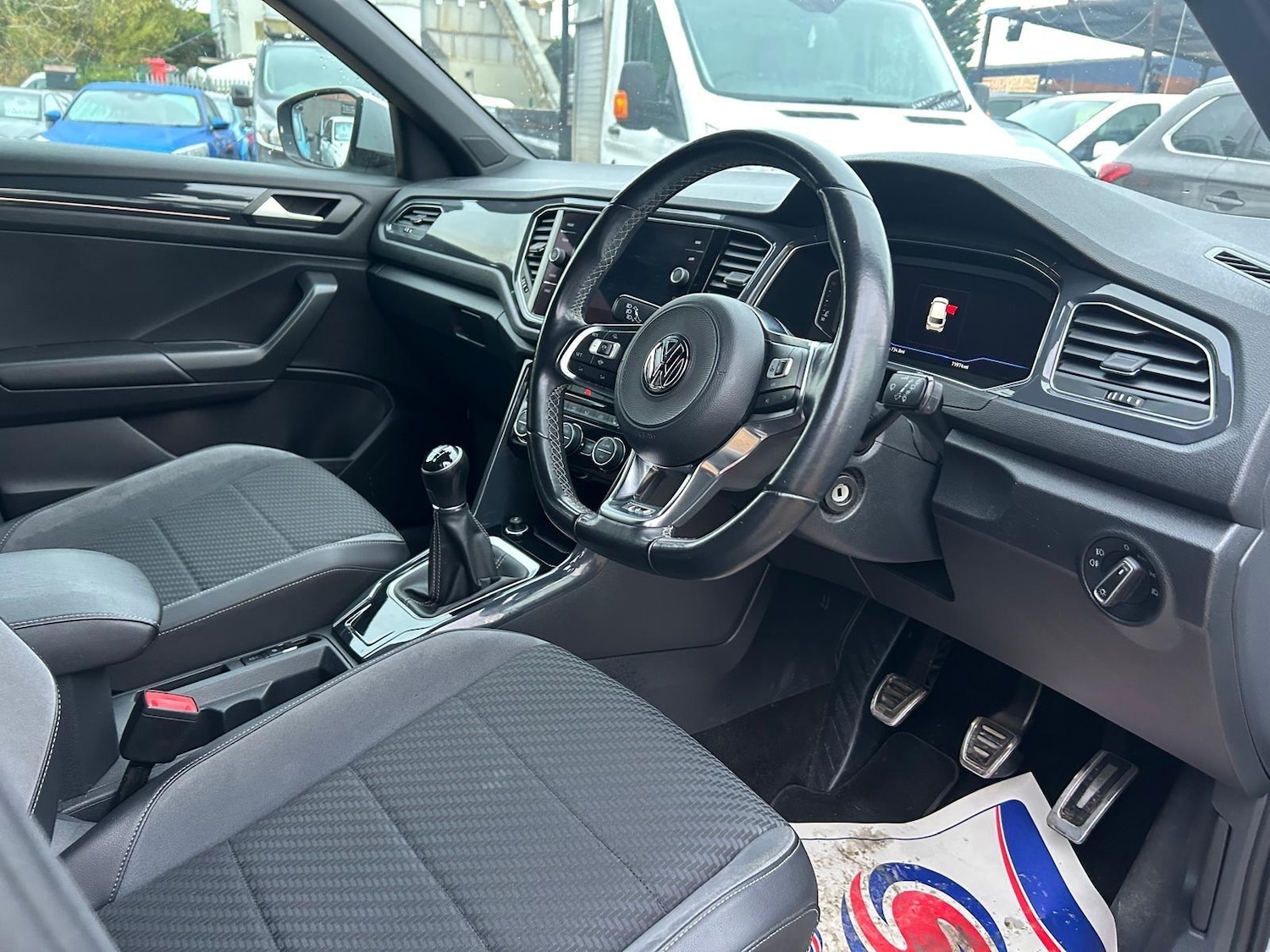 Used Volkswagen T-Roc 2019 for sale - 76473913: Photo 33