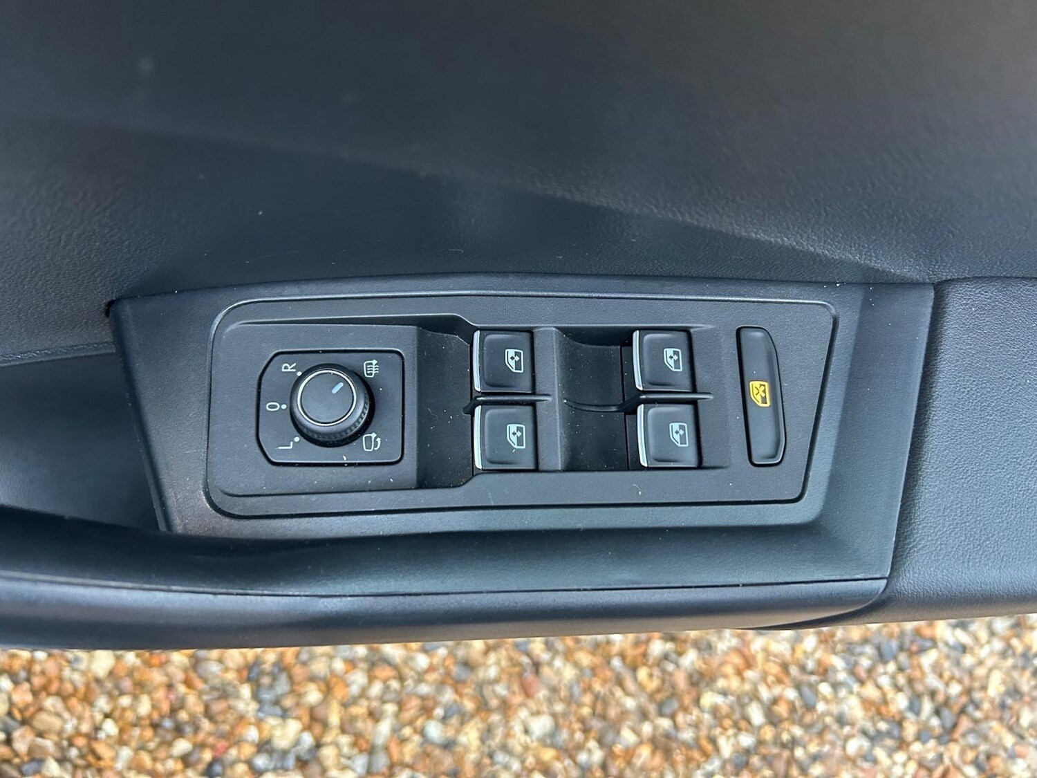 Used Volkswagen T-Roc 2019 for sale - 76473913: Photo 34