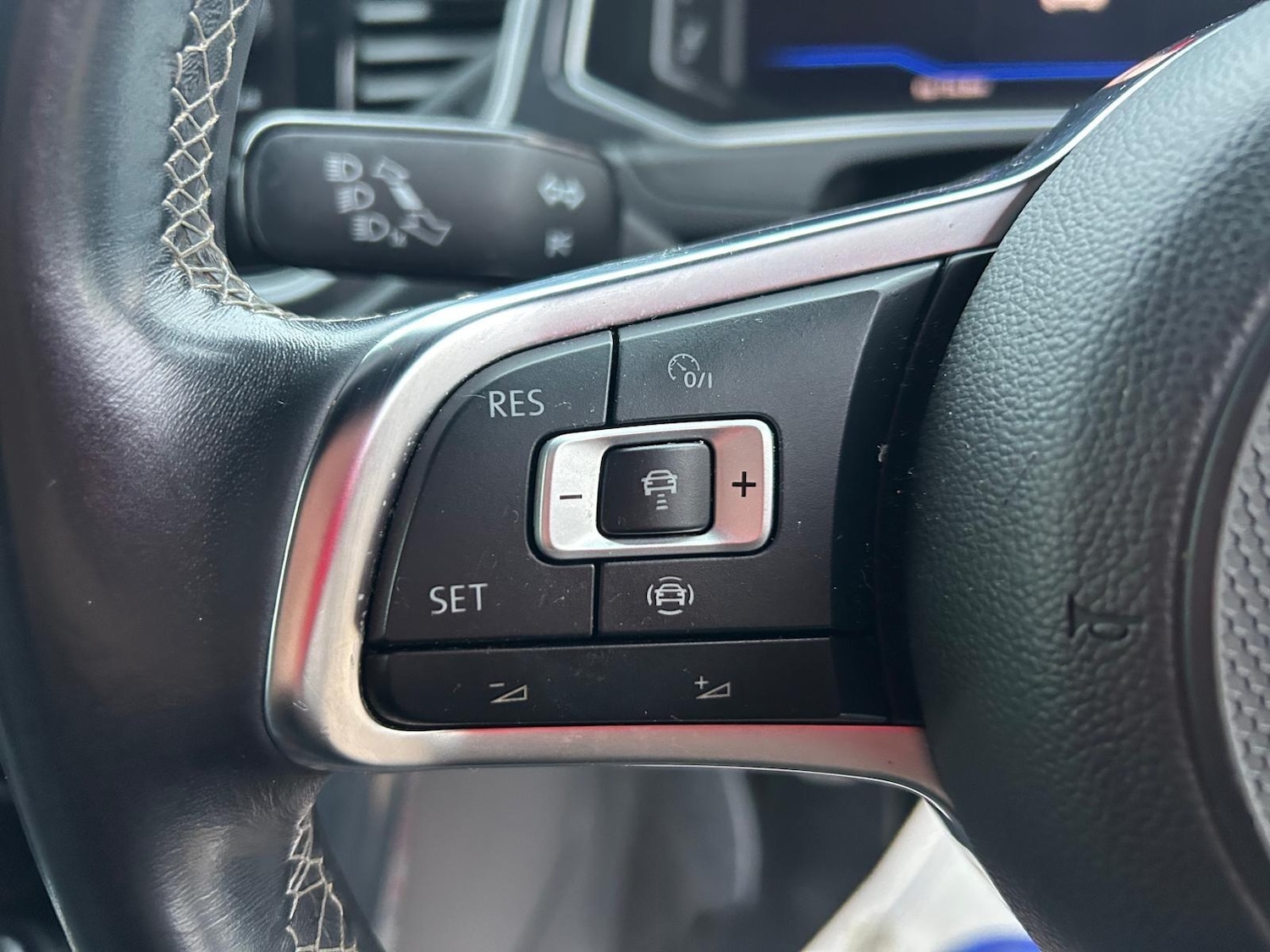 Used Volkswagen T-Roc 2019 for sale - 76473913: Photo 68