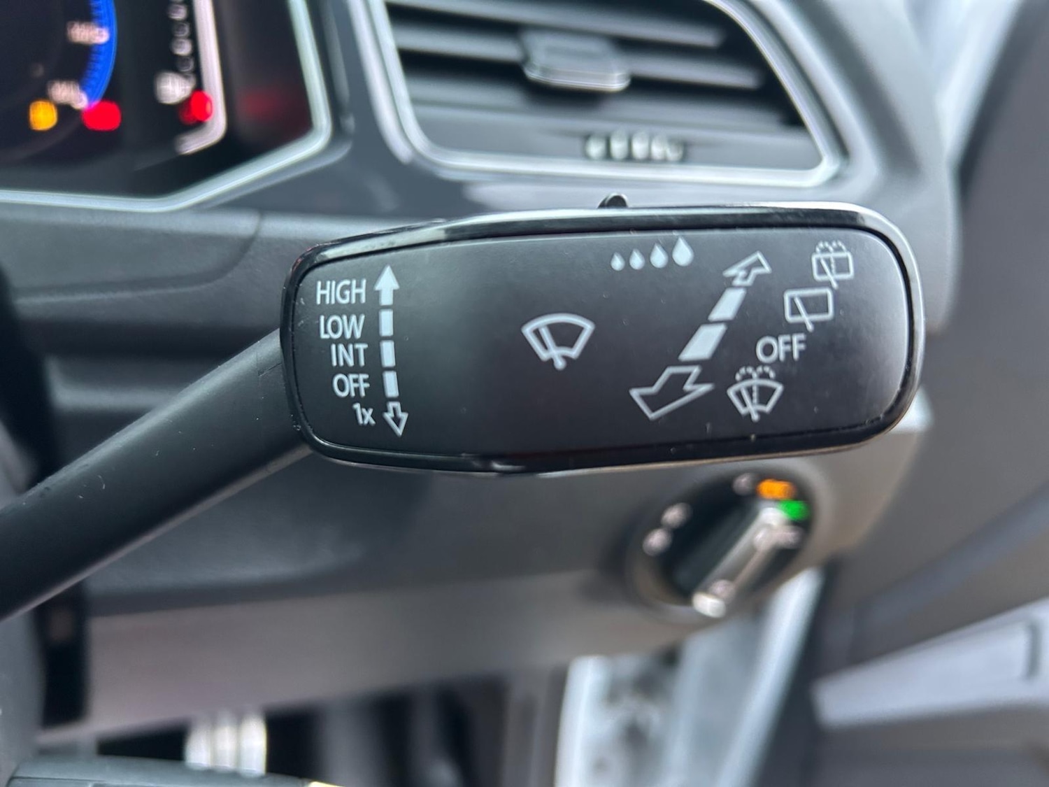 Used Volkswagen T-Roc 2019 for sale - 76473913: Photo 71