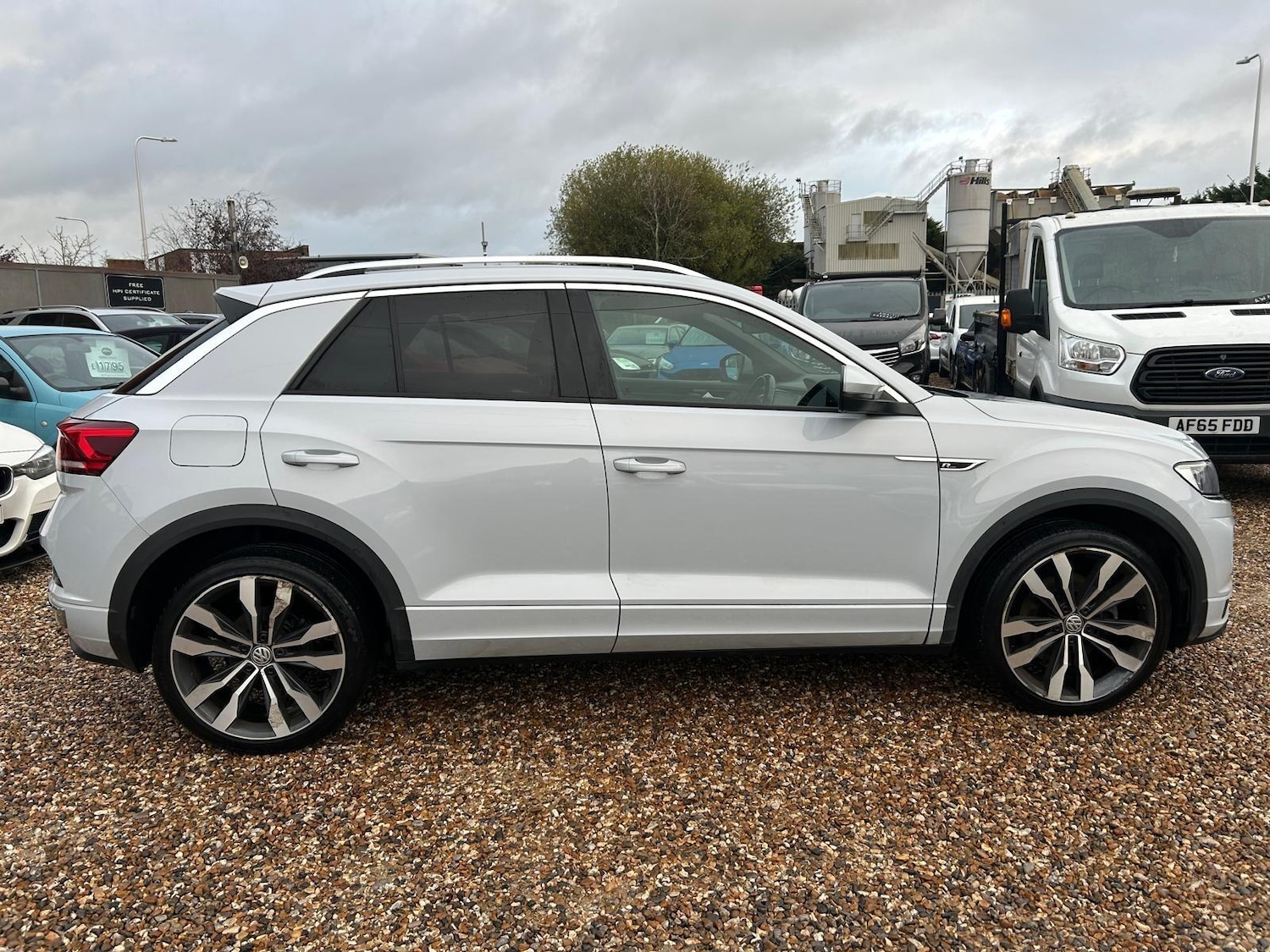 Used Volkswagen T-Roc 2019 for sale - 76473913: Photo 8