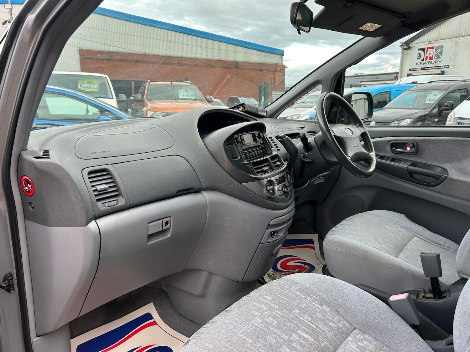 Used Toyota Previa 2001 for sale - 76370813: Photo 13