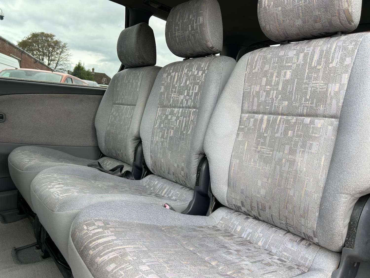 Used Toyota Previa 2001 for sale - 76370813: Photo 16