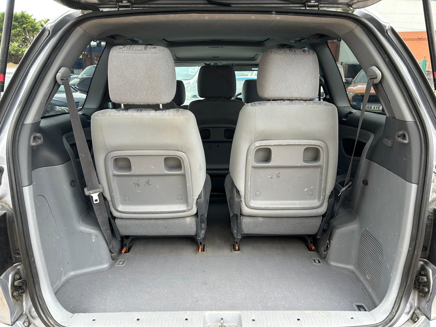 Used Toyota Previa 2001 for sale - 76370813: Photo 18