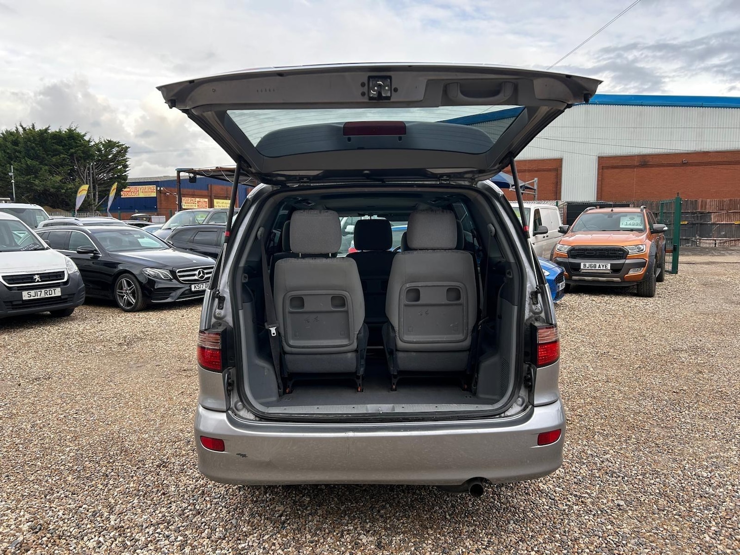 Used Toyota Previa 2001 for sale - 76370813: Photo 19