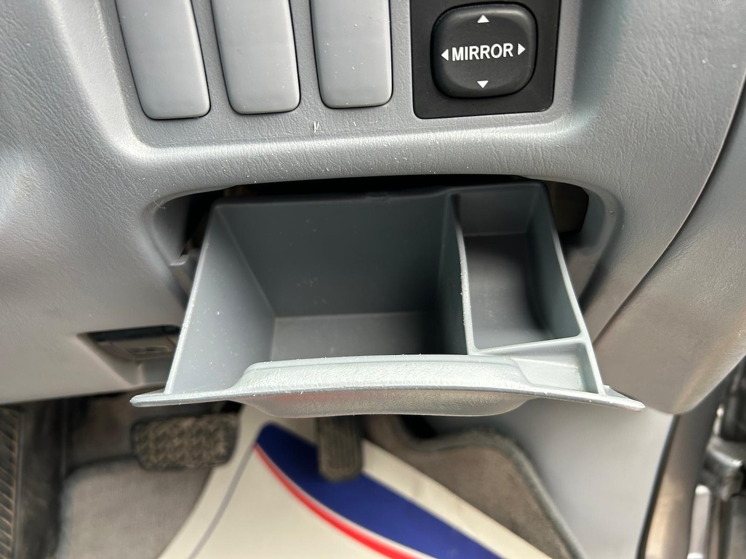 Used Toyota Previa 2001 for sale - 76370813: Photo 48