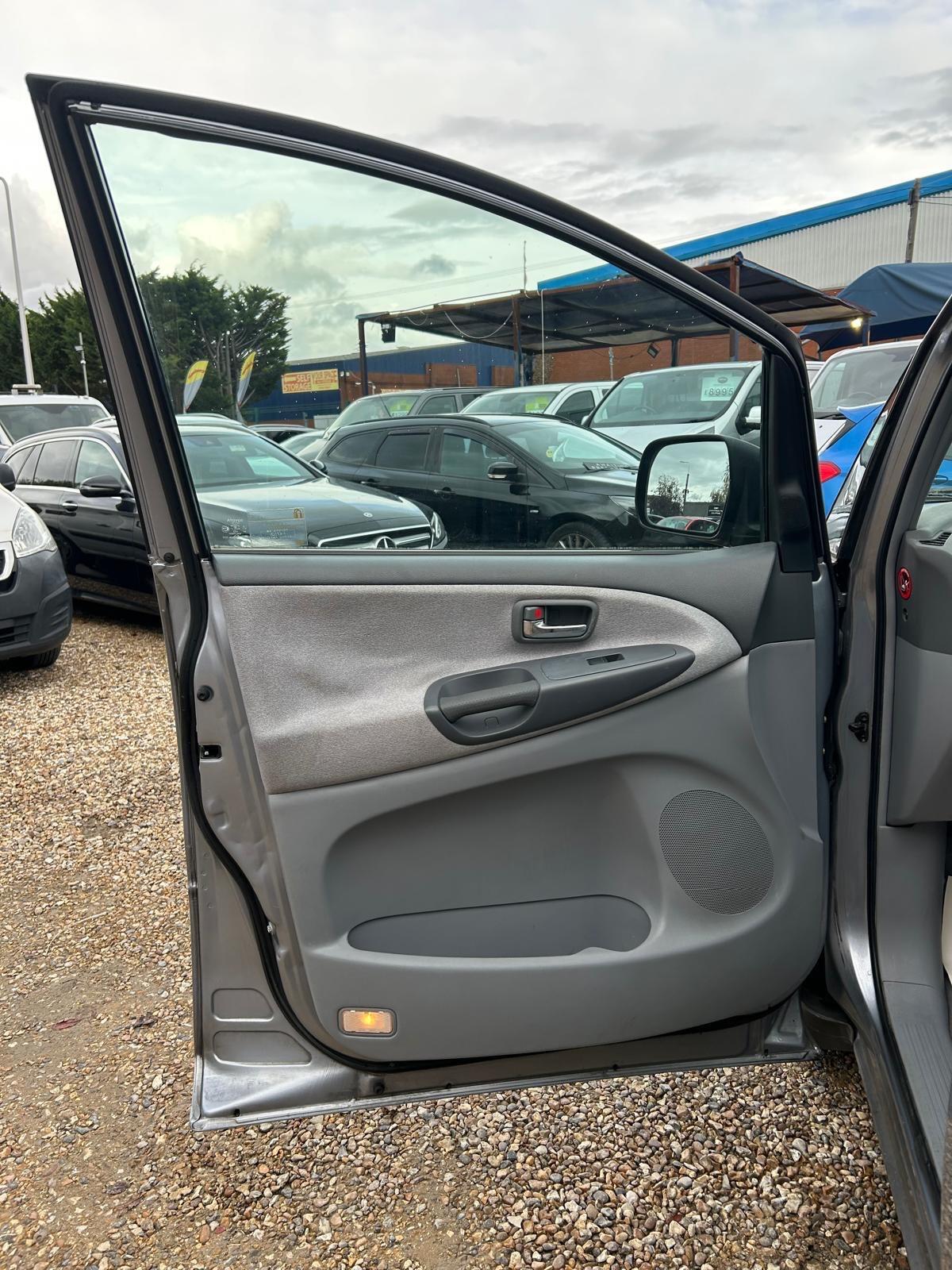 Used Toyota Previa 2001 for sale - 76370813: Photo 60