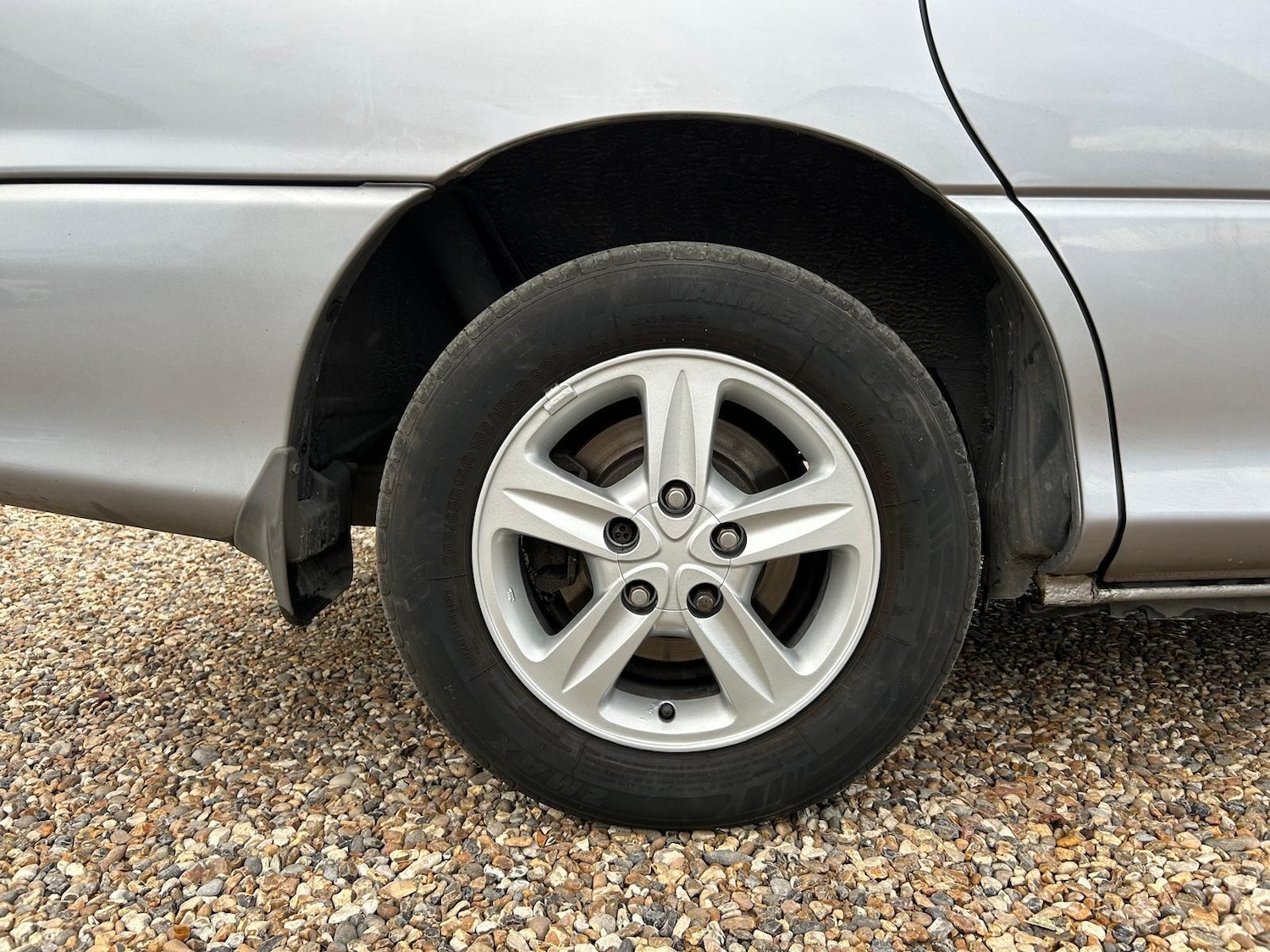 Used Toyota Previa 2001 for sale - 76370813: Photo 63