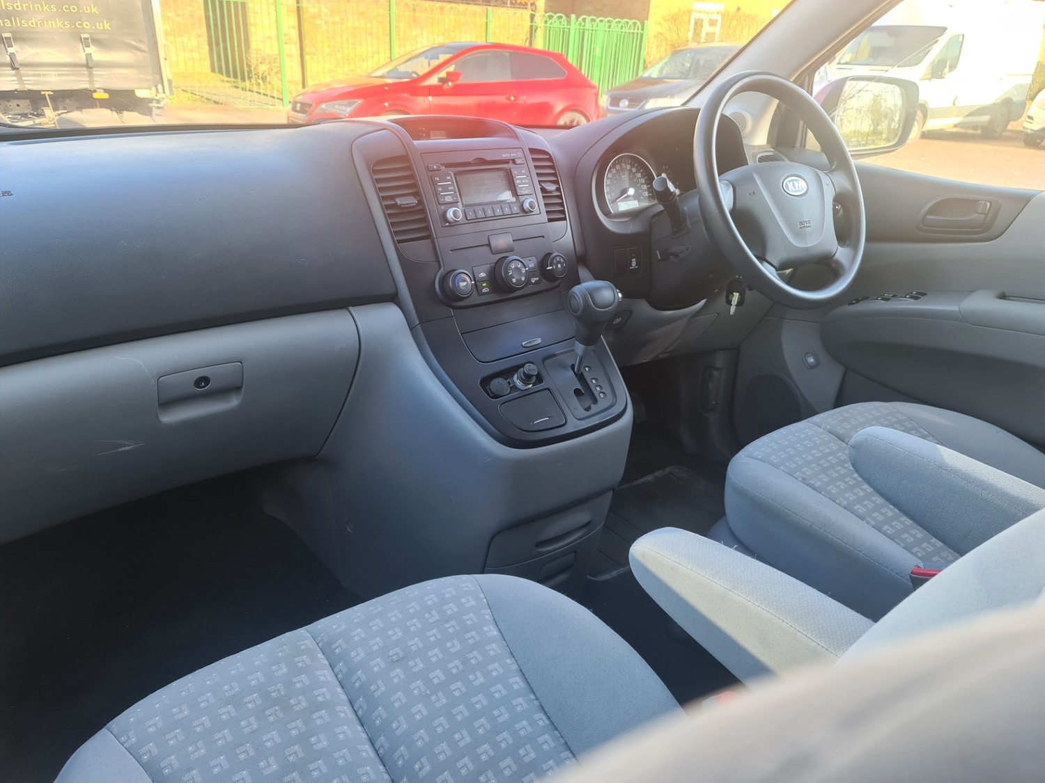 Used Kia Sedona 2009 for sale - 78057264: Photo 10