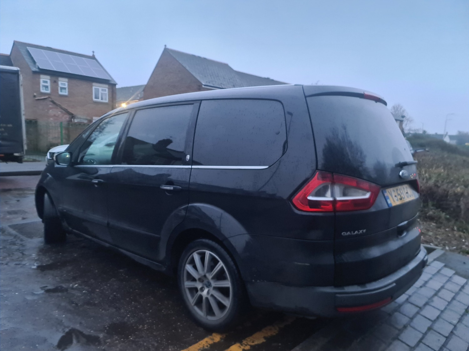 Used Ford Galaxy 2009 for sale - 77508011: Photo 4