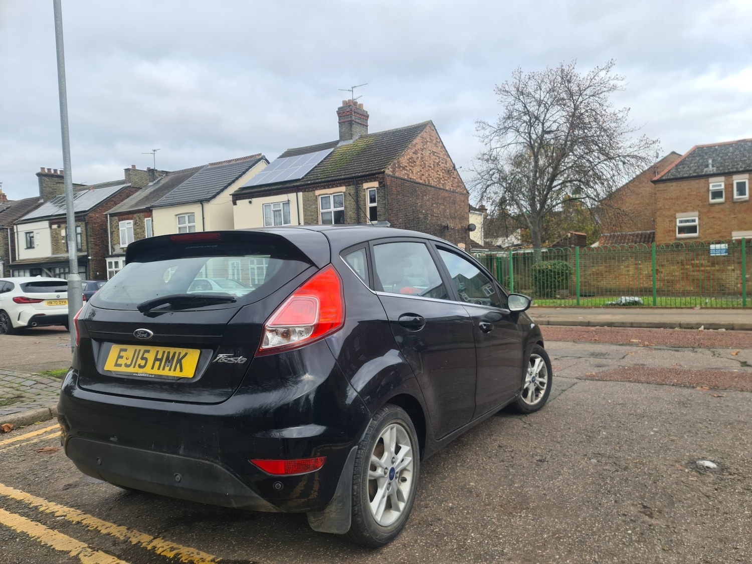 Used Ford Fiesta 2015 for sale - 77086579: Photo 3