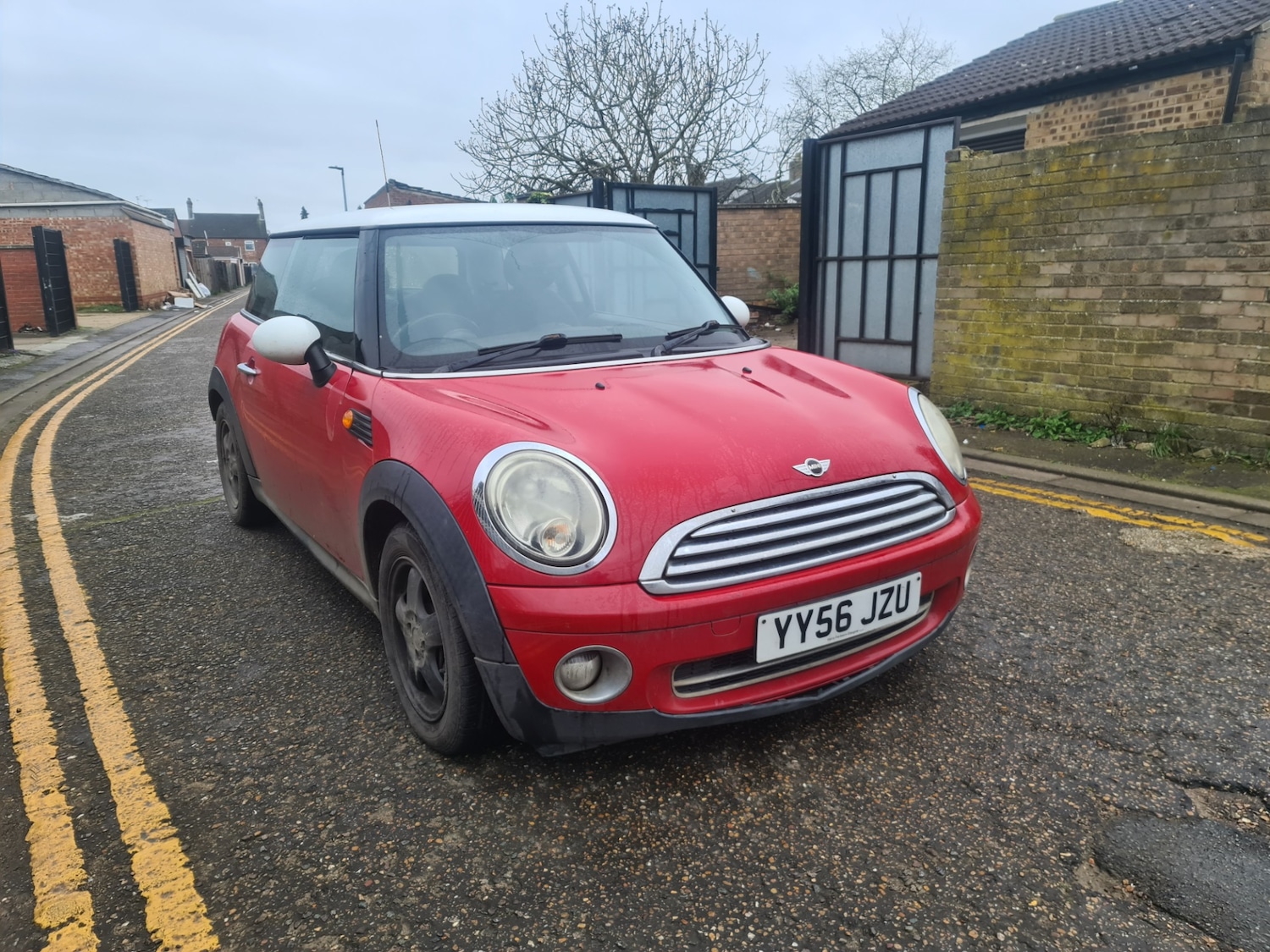 Used MINI Hatch 2006 for sale - 77851681: Photo 2
