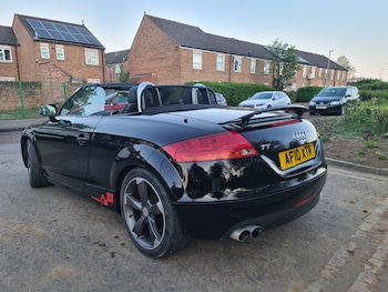 Used Audi TT 2010 for sale - 78317587: Photo