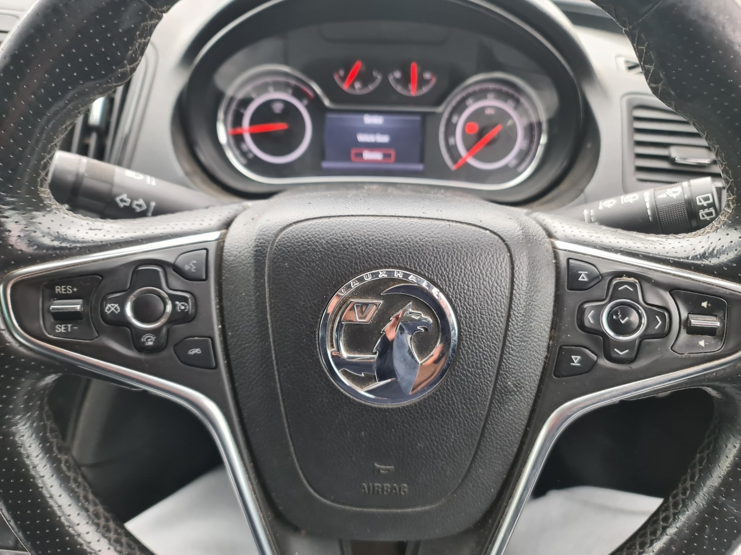 Used Vauxhall Insignia 2014 for sale - 77632892: Photo 5