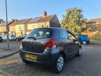 Used Toyota Yaris 2009 for sale - 79246722: Photo