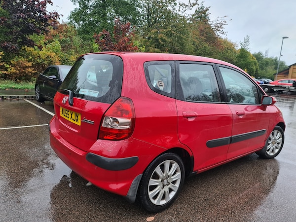Used Honda Jazz 2005 for sale - 76165334: Photo 4