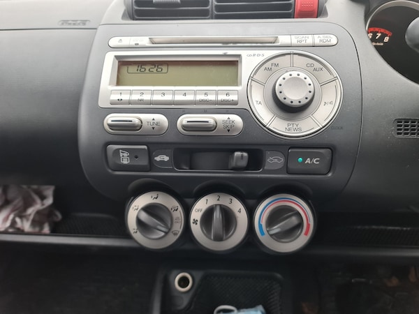 Used Honda Jazz 2005 for sale - 76165334: Photo 5