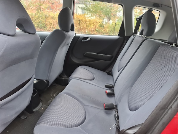 Used Honda Jazz 2005 for sale - 76165334: Photo 6