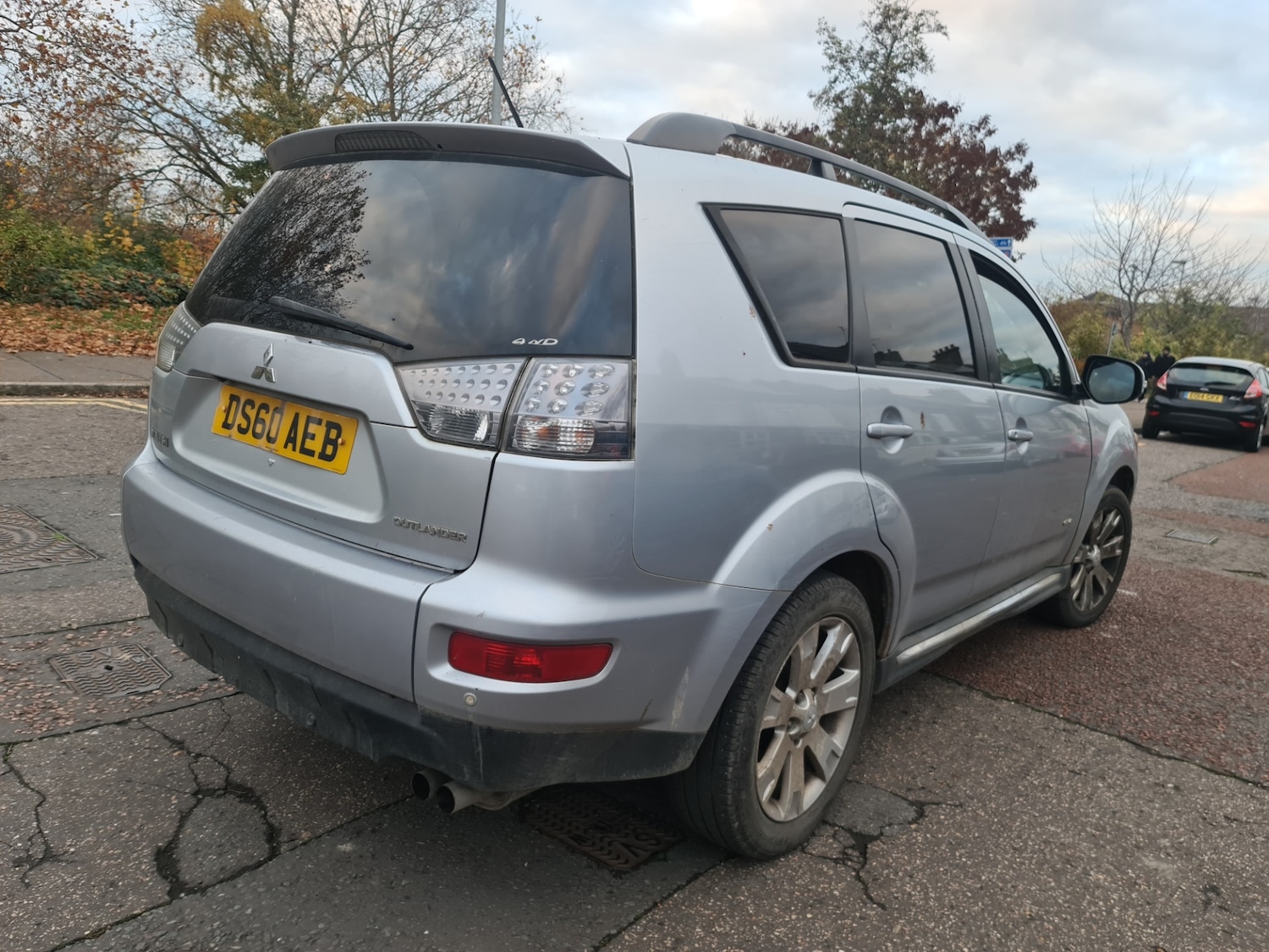 Used Mitsubishi Outlander 2011 for sale - 76521243: Photo 4