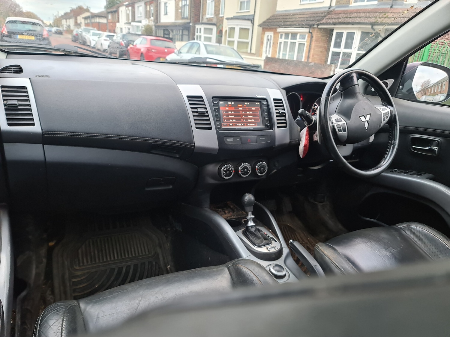 Used Mitsubishi Outlander 2011 for sale - 76521243: Photo 5