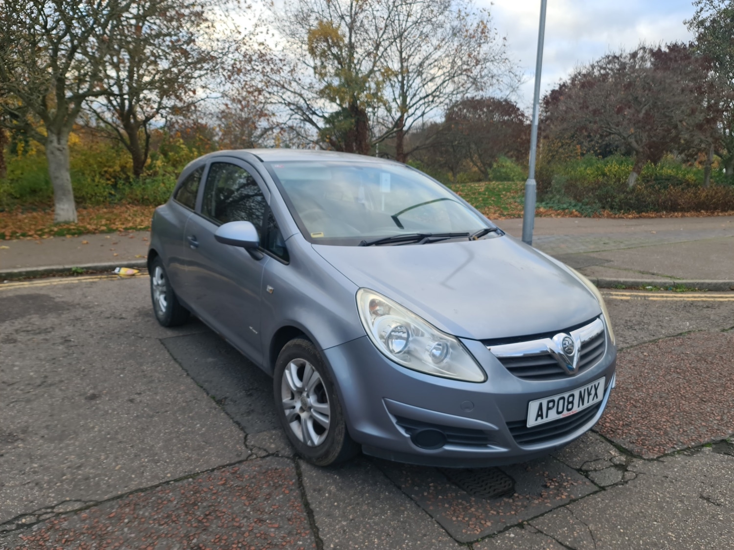 Used Vauxhall Corsa 2008 for sale - 76521249: Photo 2