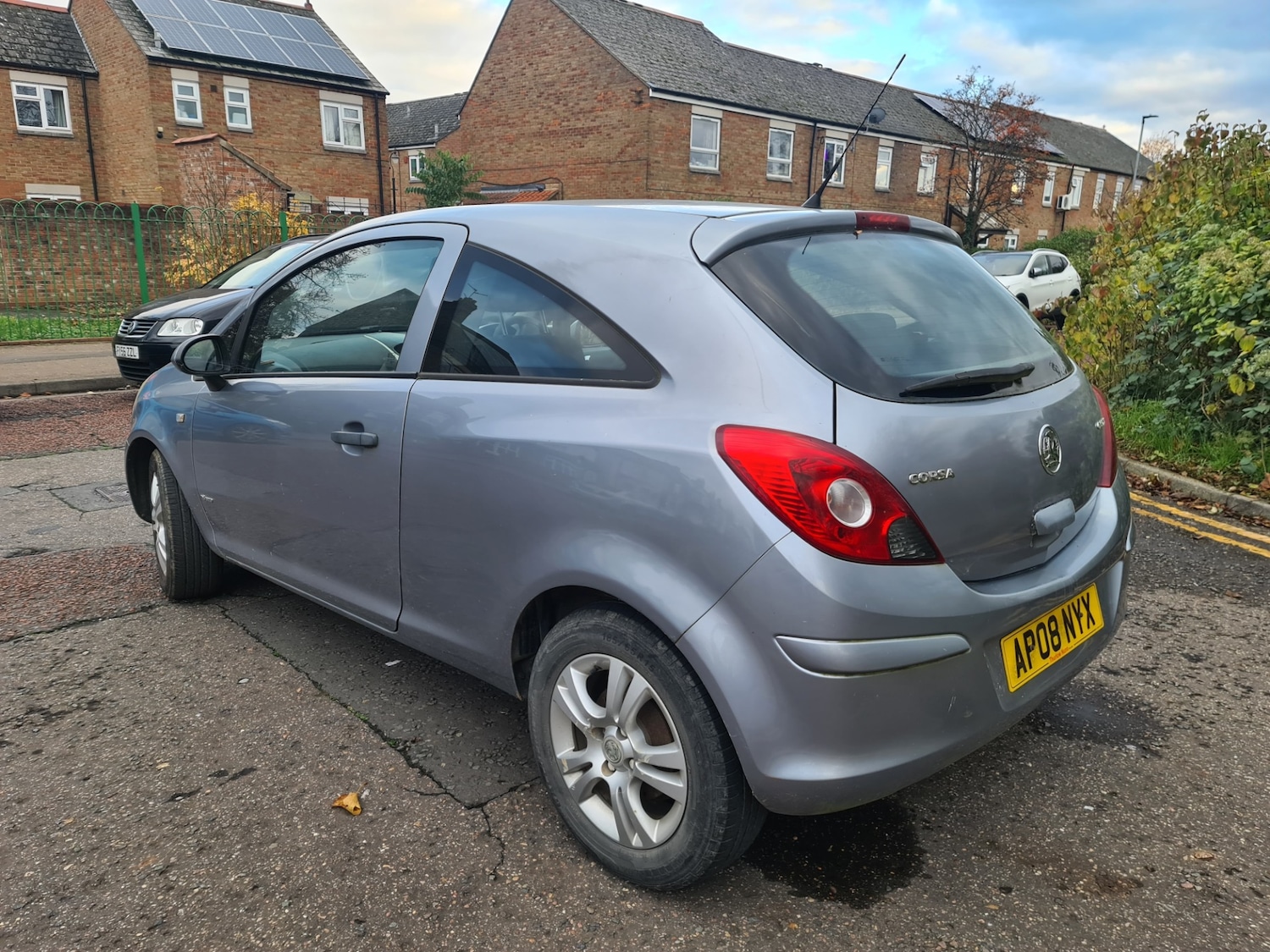 Used Vauxhall Corsa 2008 for sale - 76521249: Photo 3