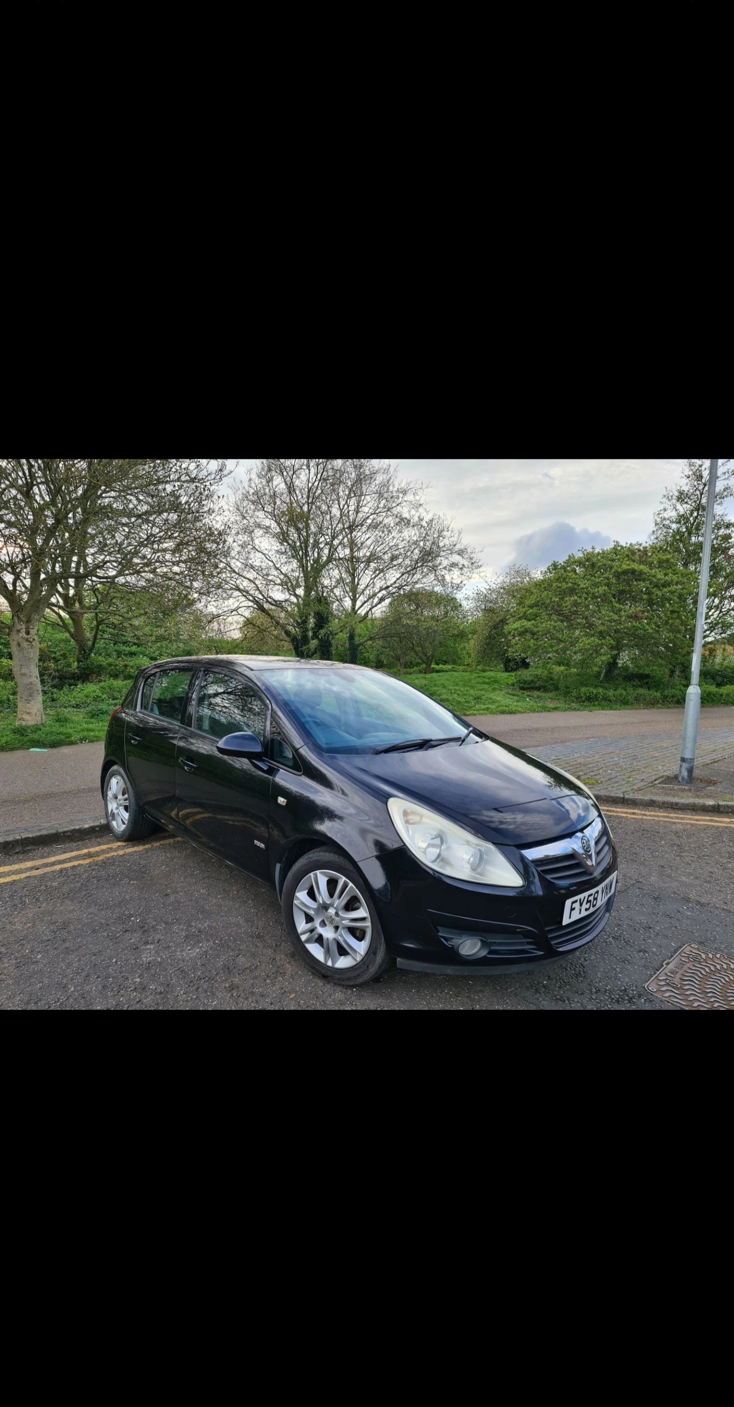 Used Vauxhall Corsa 2008 for sale - 77037050: Photo 2
