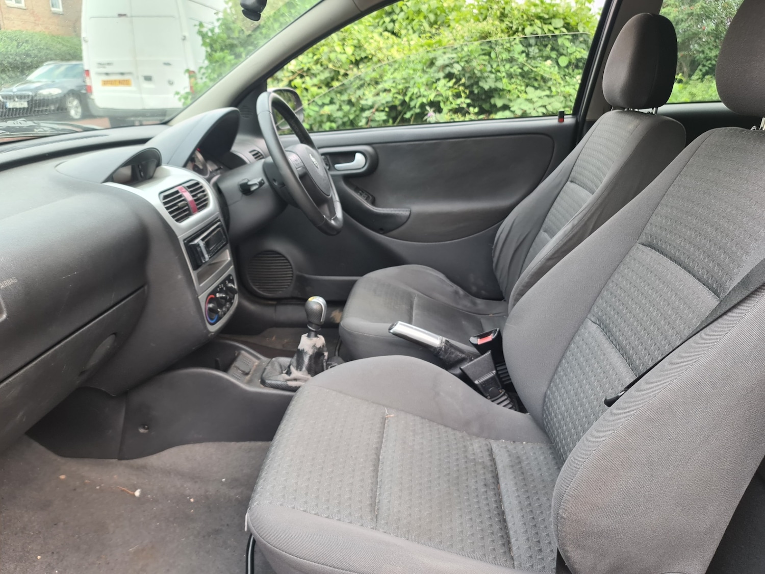 Vauxhall Corsa 2003 (03) - 1.2i 16V SXi 3dr - Image 8