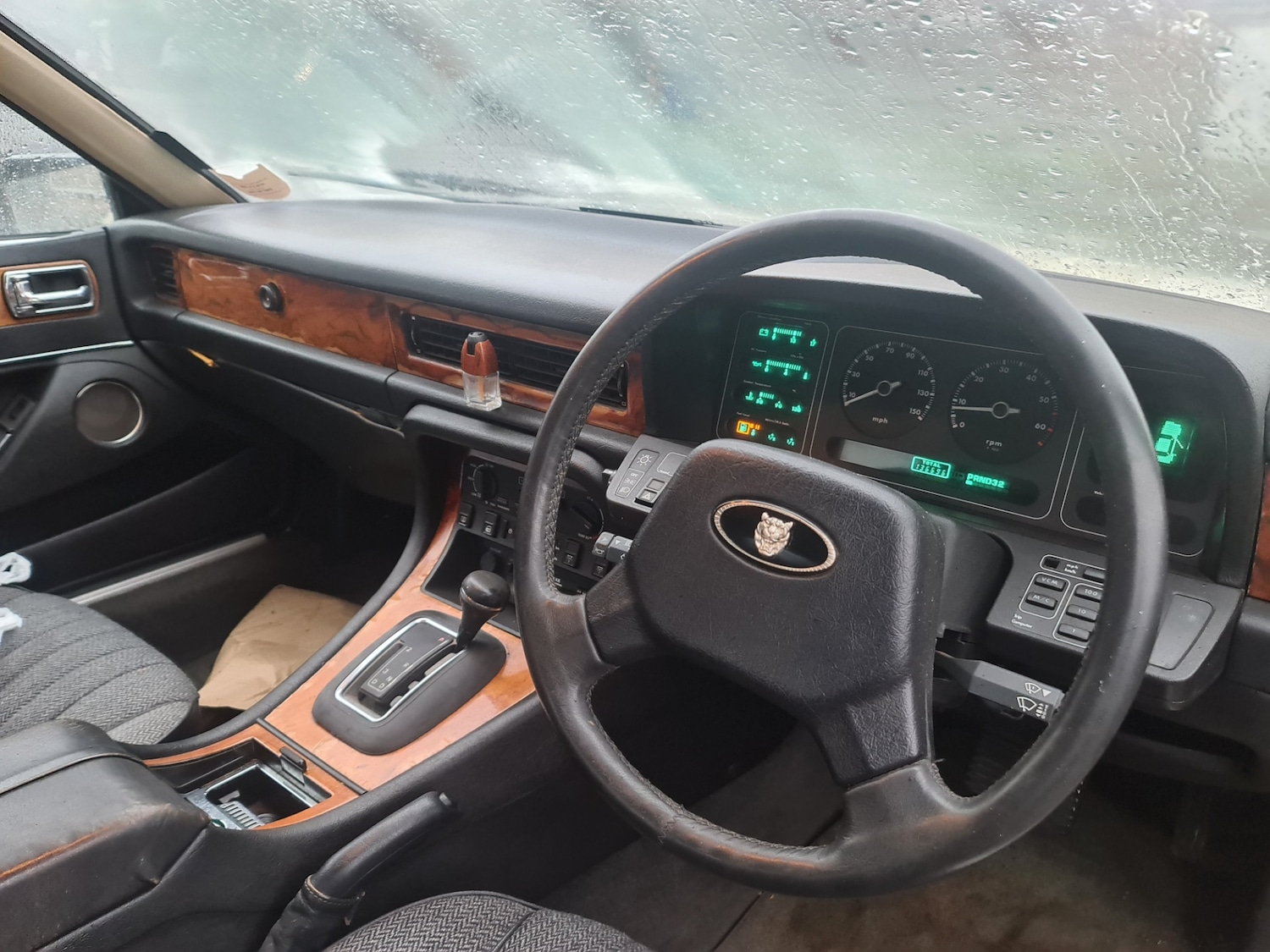 Used Jaguar XJ 1987 for sale - 77548595: Photo 7