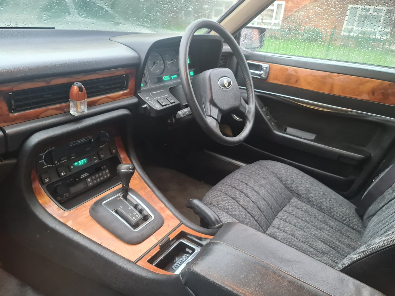 Used Jaguar XJ 1987 for sale - 77548595: Photo 8
