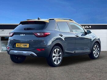 Used Kia Stonic 2023 for sale - 77480288: Photo