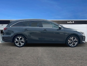 Used Kia Ceed 2020 for sale - 76112235: Photo 2