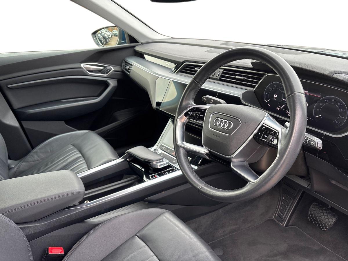 Used Audi e-tron 2020 for sale - 76390222: Photo 14