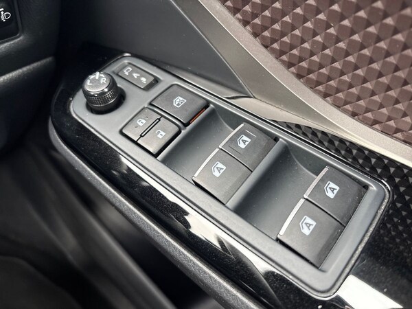 Used Toyota C-HR 2019 for sale - 76203829: Photo 21