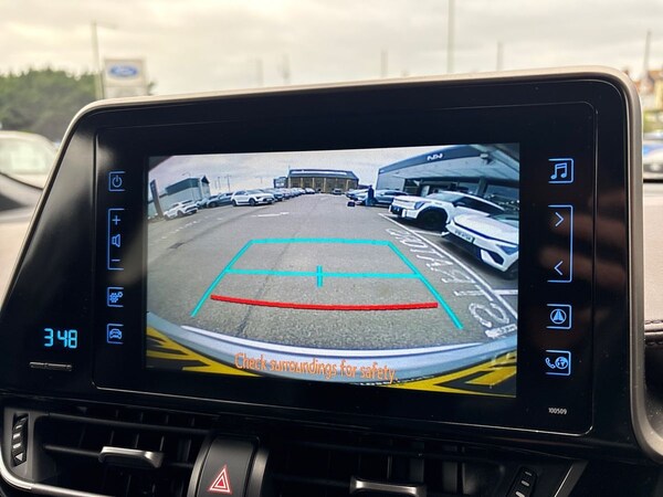 Used Toyota C-HR 2019 for sale - 76203829: Photo 25