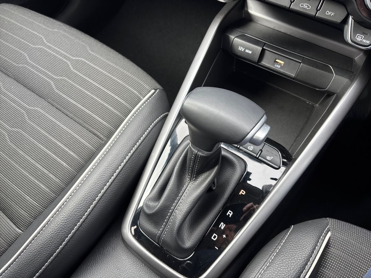 Used Kia Stonic 2023 for sale - 78088669: Photo 18