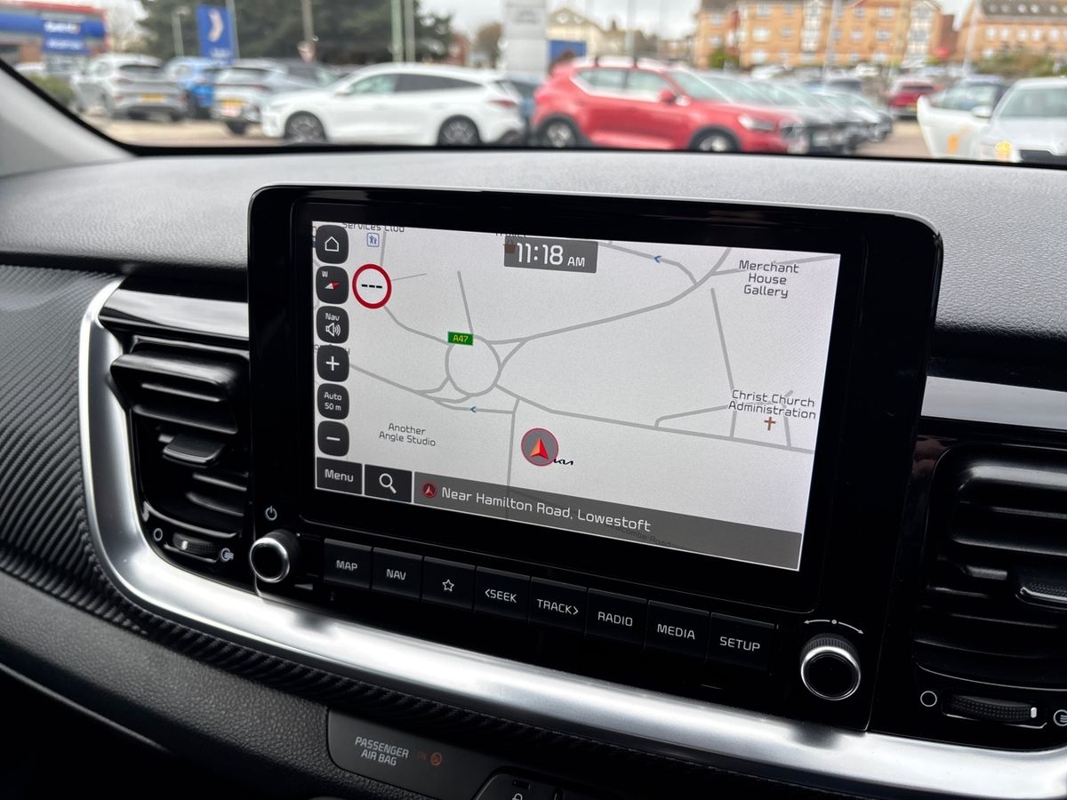 Used Kia Stonic 2023 for sale - 78088669: Photo 23