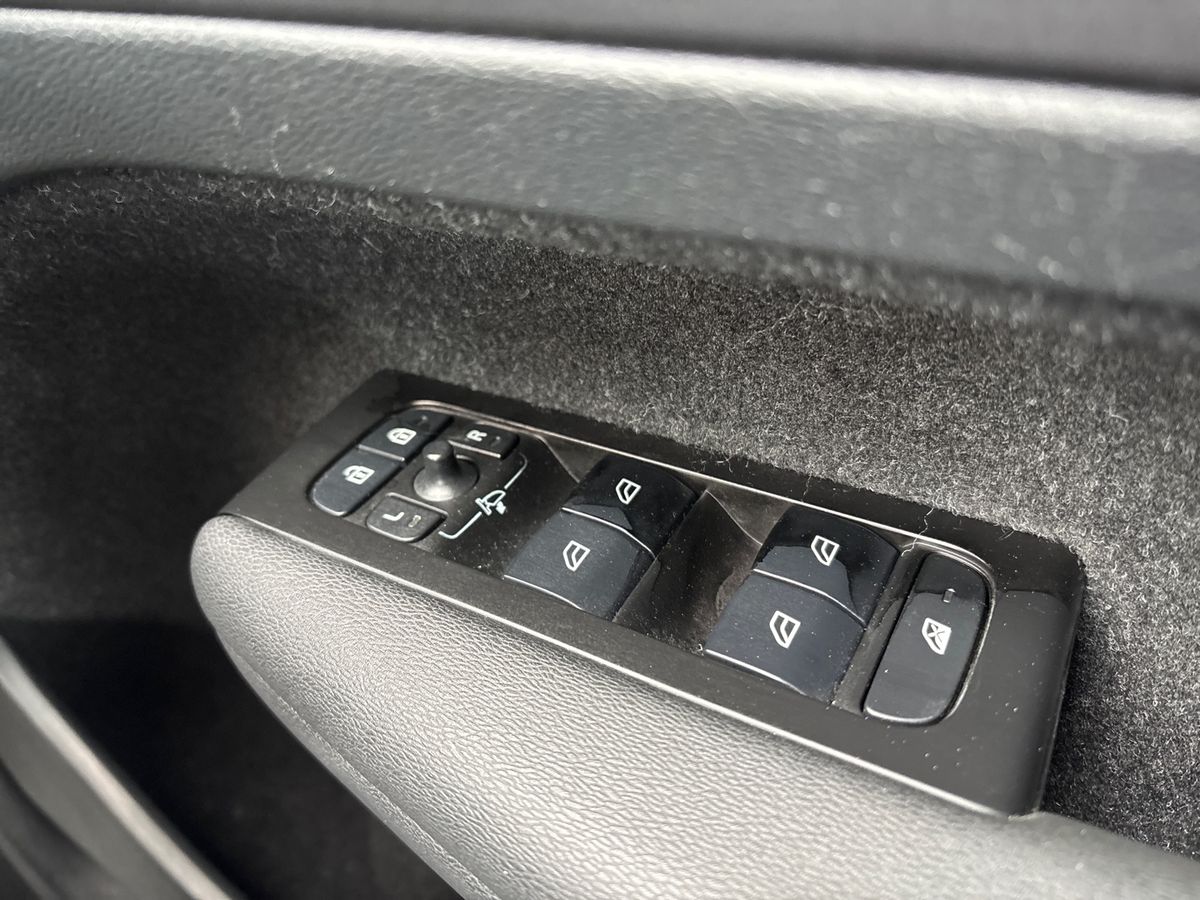 Used Volvo XC40 2020 for sale - 77995125: Photo 21