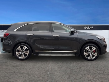 Used Kia Sorento 2019 for sale - 77050944: Photo